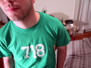 Fake Friendster Photo #1: 718, Reprazent!