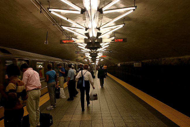 7 Train Platform at 42nd Street